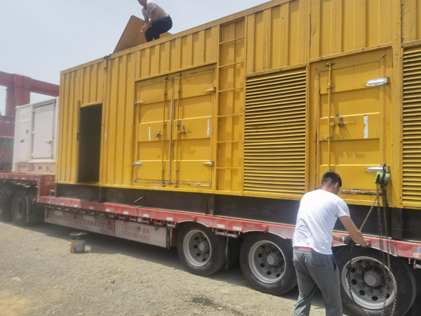 大型除了负载情况和发动机维护，还有哪些因素会影响 200kw 柴油发电机的油耗？