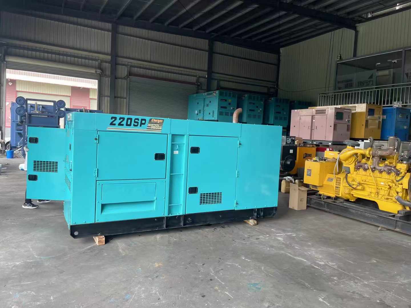 大型800kW 柴油发电机的输出电流波动范围是多少?